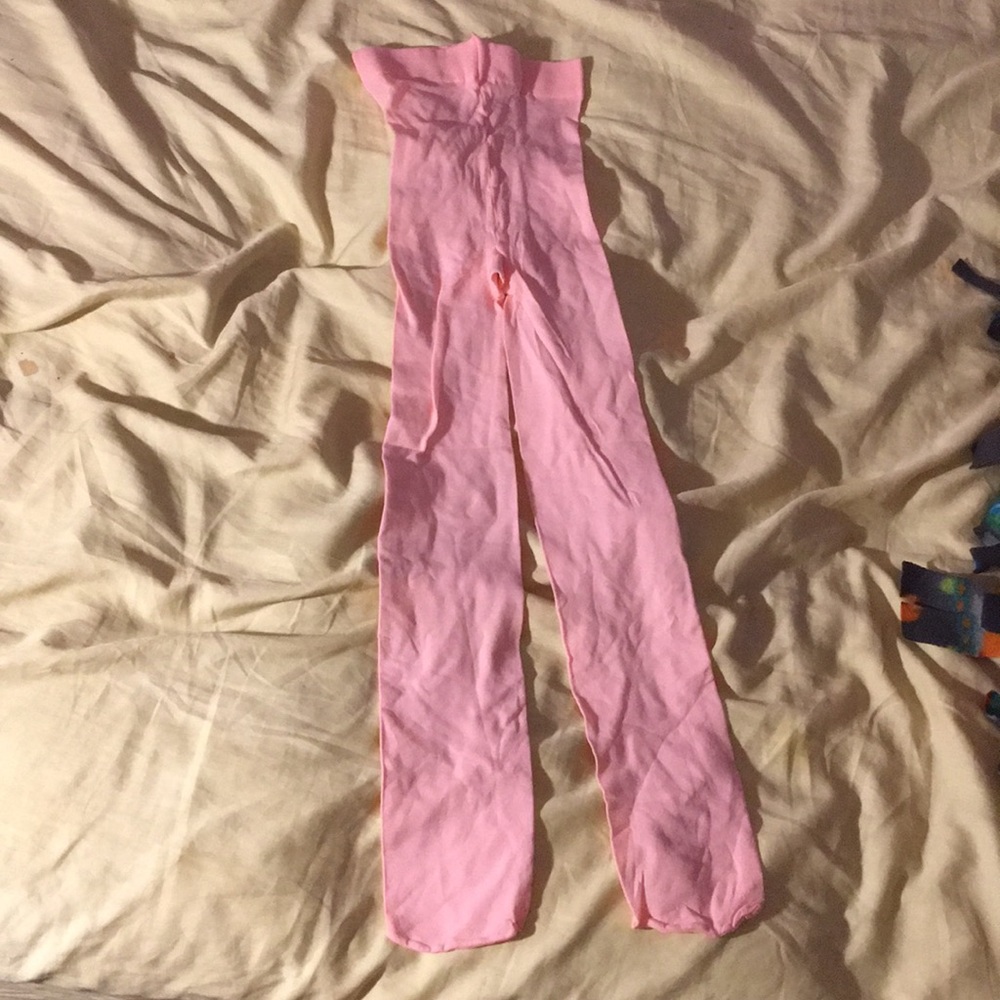 i am selling pink tights